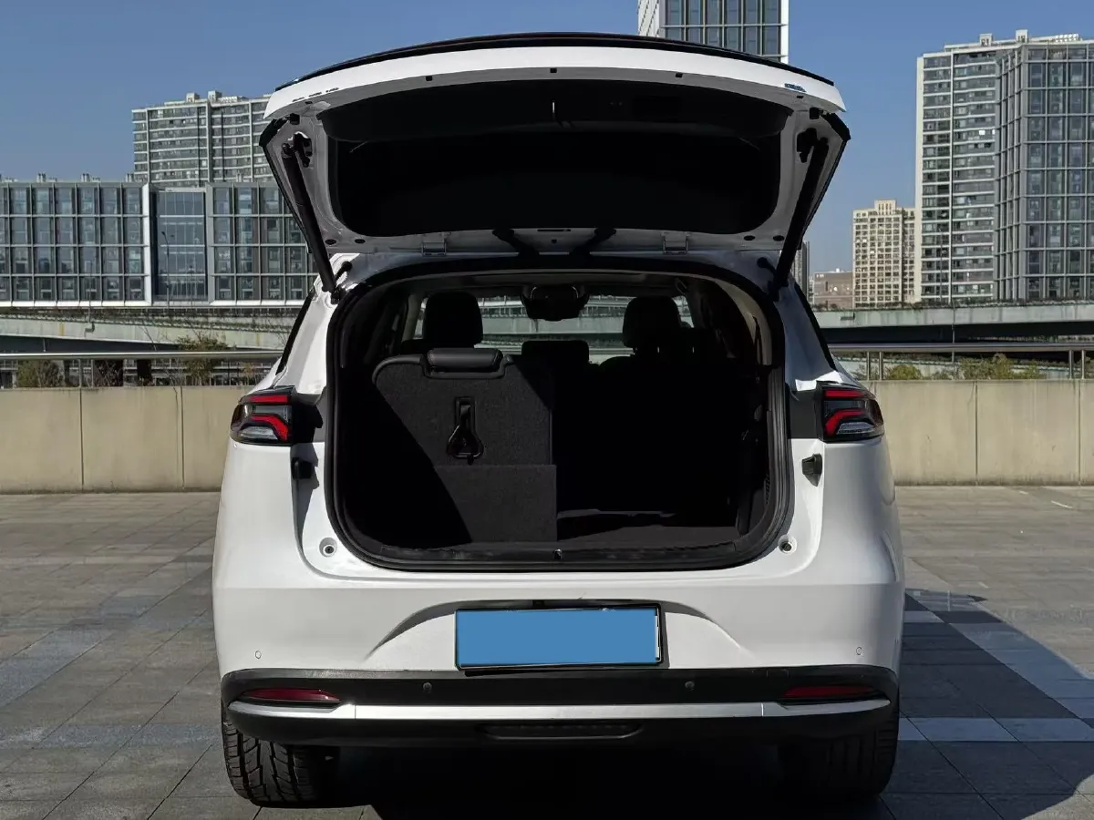 2019 Buick EnvisionPlus 2.0T 260HP L4 9AT,autocango,china used car exporter,china ev exporter,chinese used car exporter,chinese used ev exporter