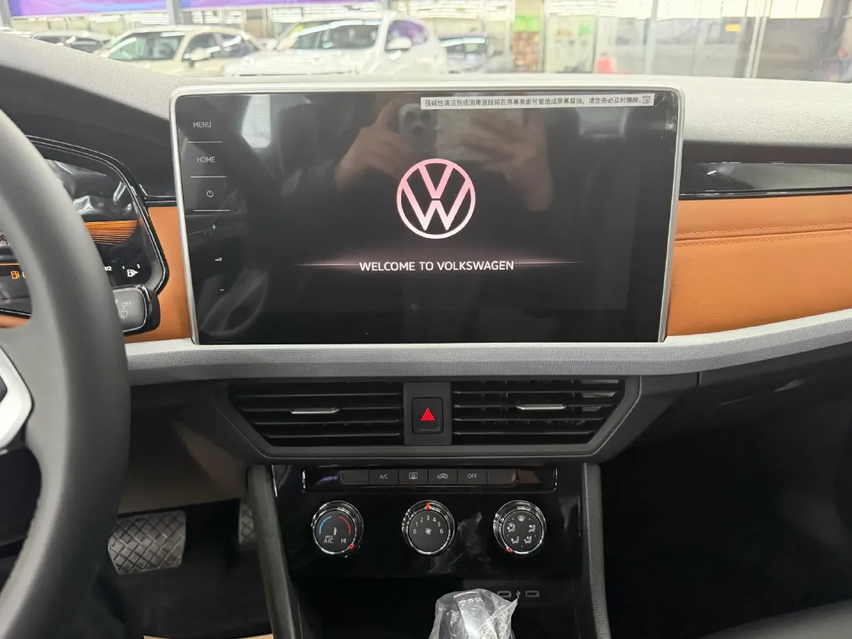 2025 Volkswagen Bora 1.2T 116HP L4 7DCT,autocango,china used car exporter,china ev exporter,chinese used car exporter,chinese used ev exporter