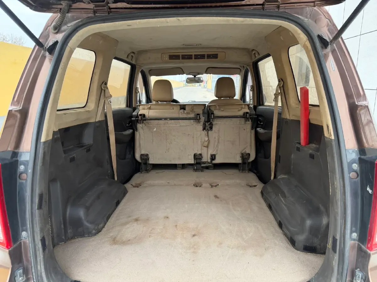 2018 WuLing HongGuang 1.5L 105HP L4 5MT,autocango,china used car exporter,china ev exporter,chinese used car exporter,chinese used ev exporter