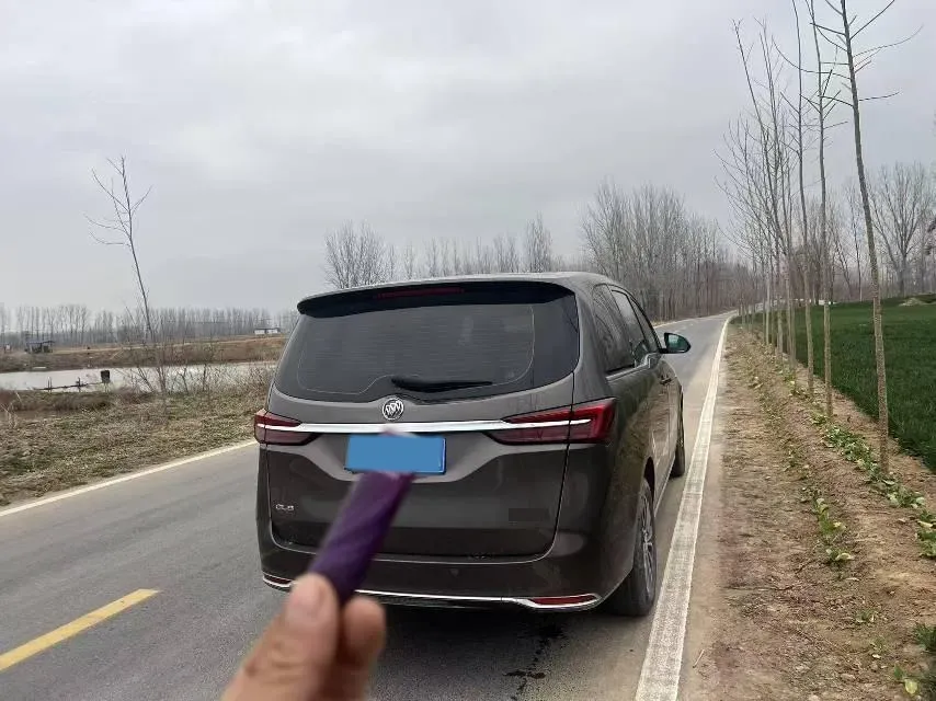 2023 Buick GL8 2.0T 237HP L4 9AT,autocango,china used car exporter,china ev exporter,chinese used car exporter,chinese used ev exporter