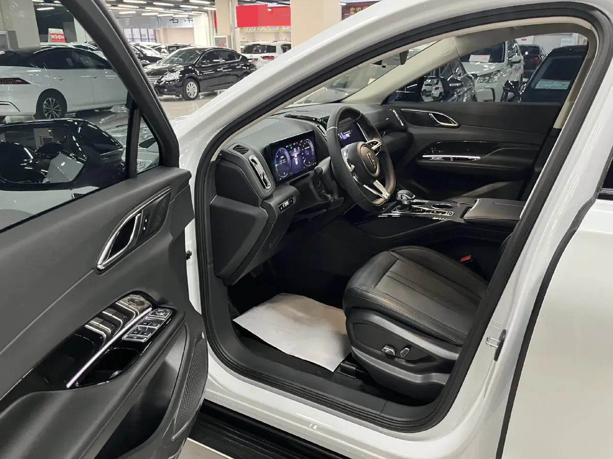 2024 HongQi HS3 1.5T 169HP L4 1DHT PHEV 18.4KWH,autocango,china used car exporter,china ev exporter,chinese used car exporter,chinese used ev exporter