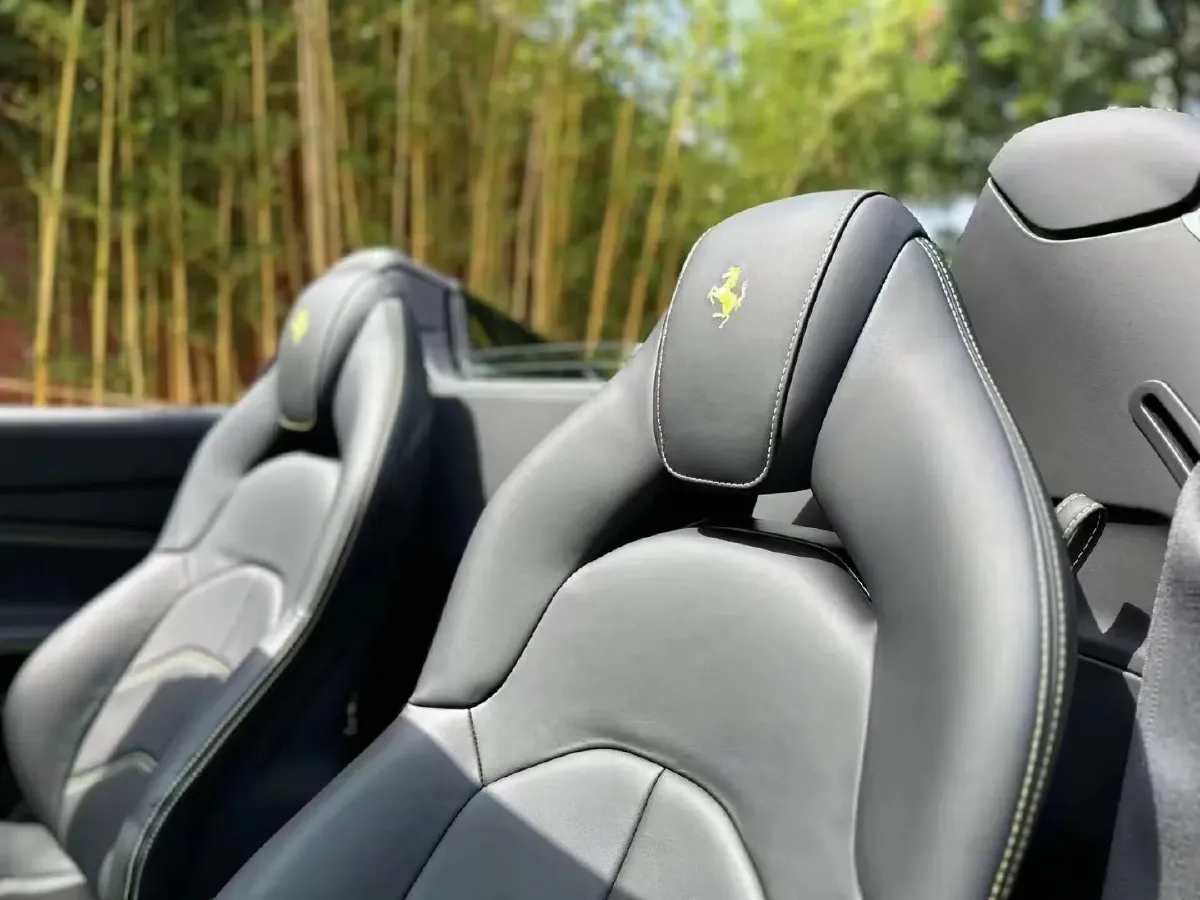 2015 Ferrari 488 3.9T 670HP V8 7DCT,autocango,china used car exporter,china ev exporter,chinese used car exporter,chinese used ev exporter