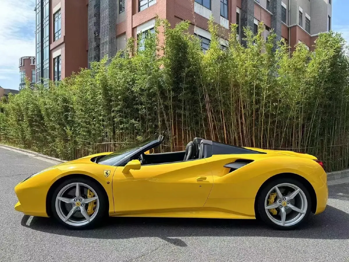 2015 Ferrari 488 3.9T 670HP V8 7DCT,autocango,china used car exporter,china ev exporter,chinese used car exporter,chinese used ev exporter