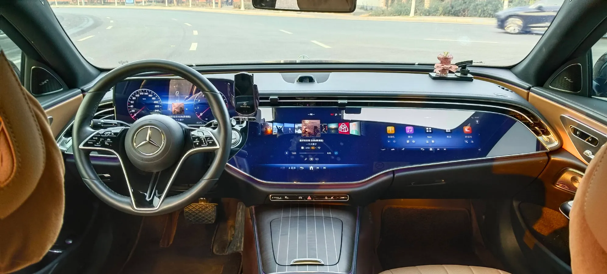 2024 Mercedes-Benz E Class 2.0T 258HP L4 9AT,autocango,china used car exporter,china ev exporter,chinese used car exporter,chinese used ev exporter