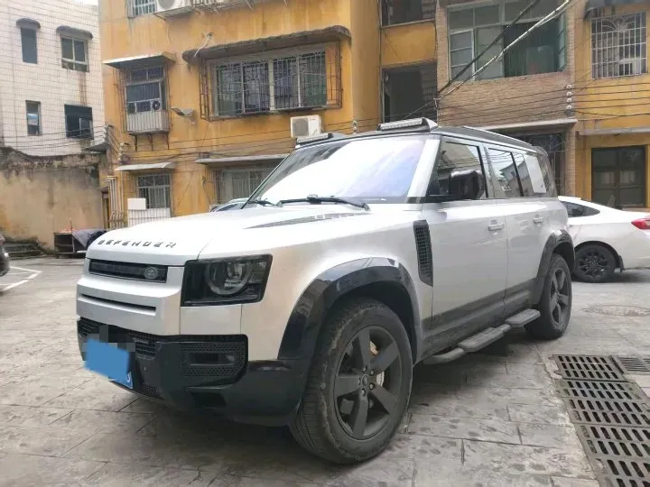 2022 Land Rover Defender 3.0T 400HP L6 8AT,autocango,china used car exporter,china ev exporter,chinese used car exporter,chinese used ev exporter
