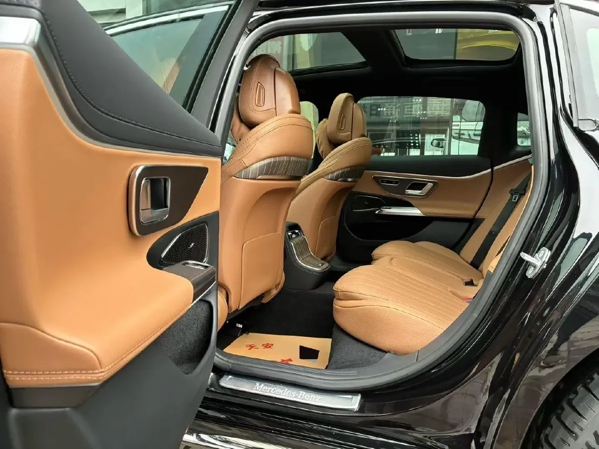 2025 Mercedes-Benz E Class 2.0T 258HP L4 9AT,autocango,china used car exporter,china ev exporter,chinese used car exporter,chinese used ev exporter