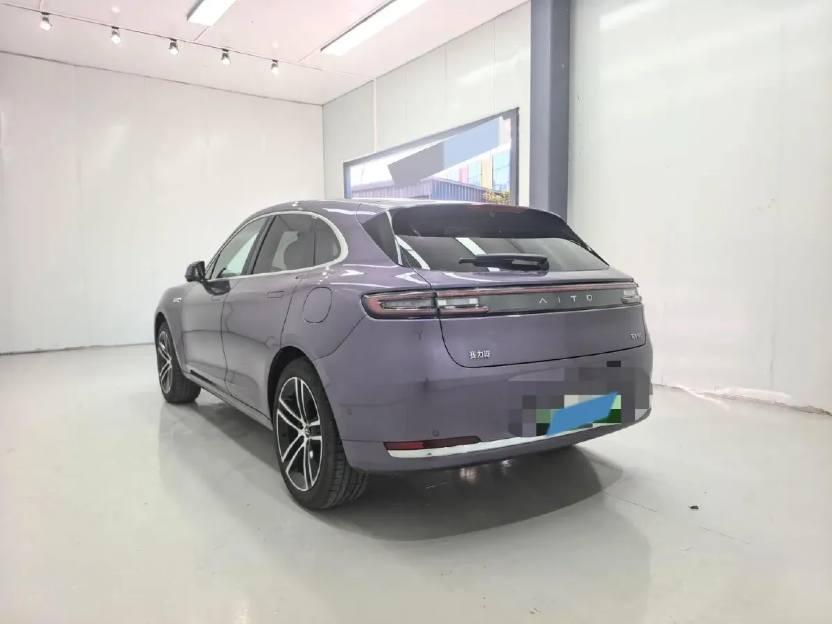 2025 AITO AITO M5 1.5T 152HP L4 REEV 42KWH,autocango,china used car exporter,china ev exporter,chinese used car exporter,chinese used ev exporter