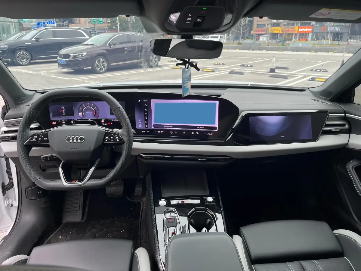 2026 Audi A5L 2.0T 170HP L4 7DCT,autocango,china used car exporter,china ev exporter,chinese used car exporter,chinese used ev exporter