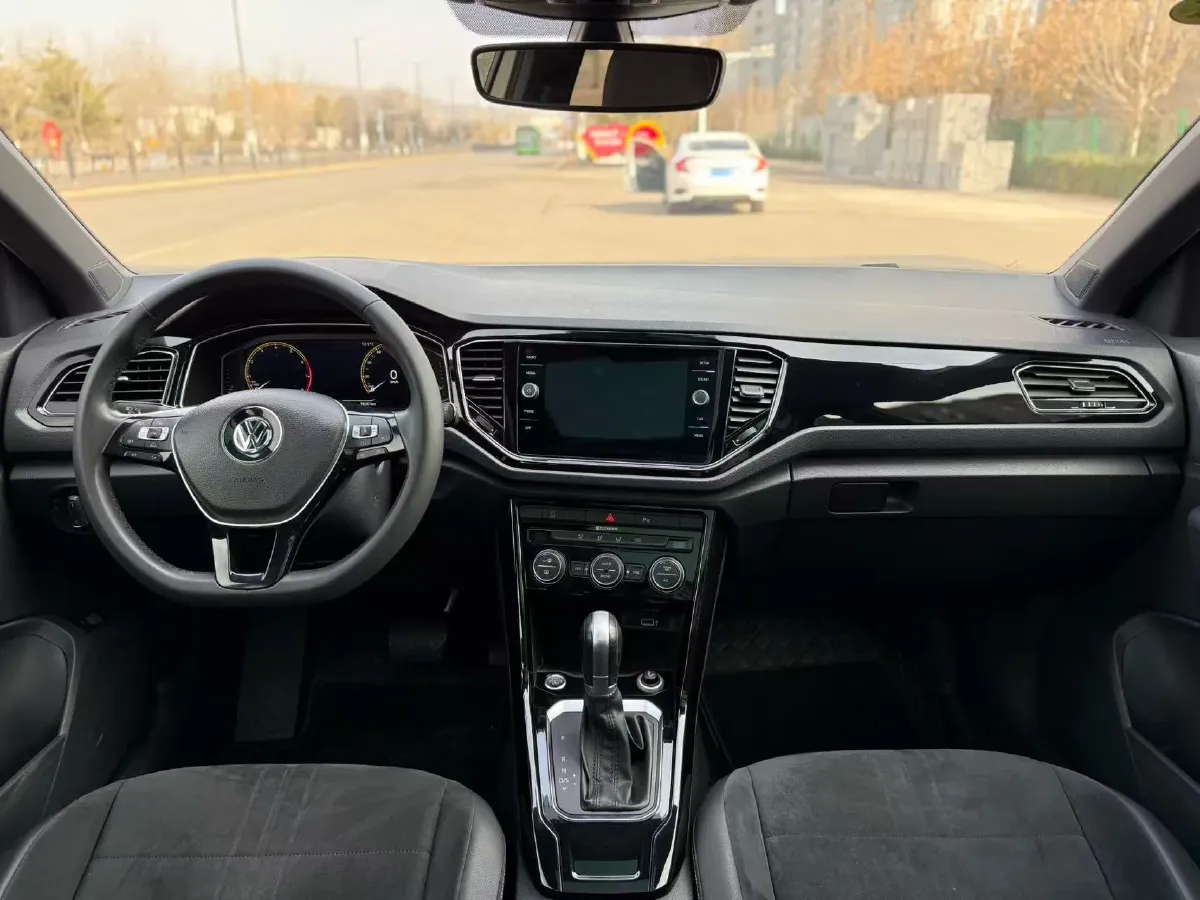 2018 Jeep Renegade 2.0L 155HP L4 9AT,autocango,china used car exporter,china ev exporter,chinese used car exporter,chinese used ev exporter