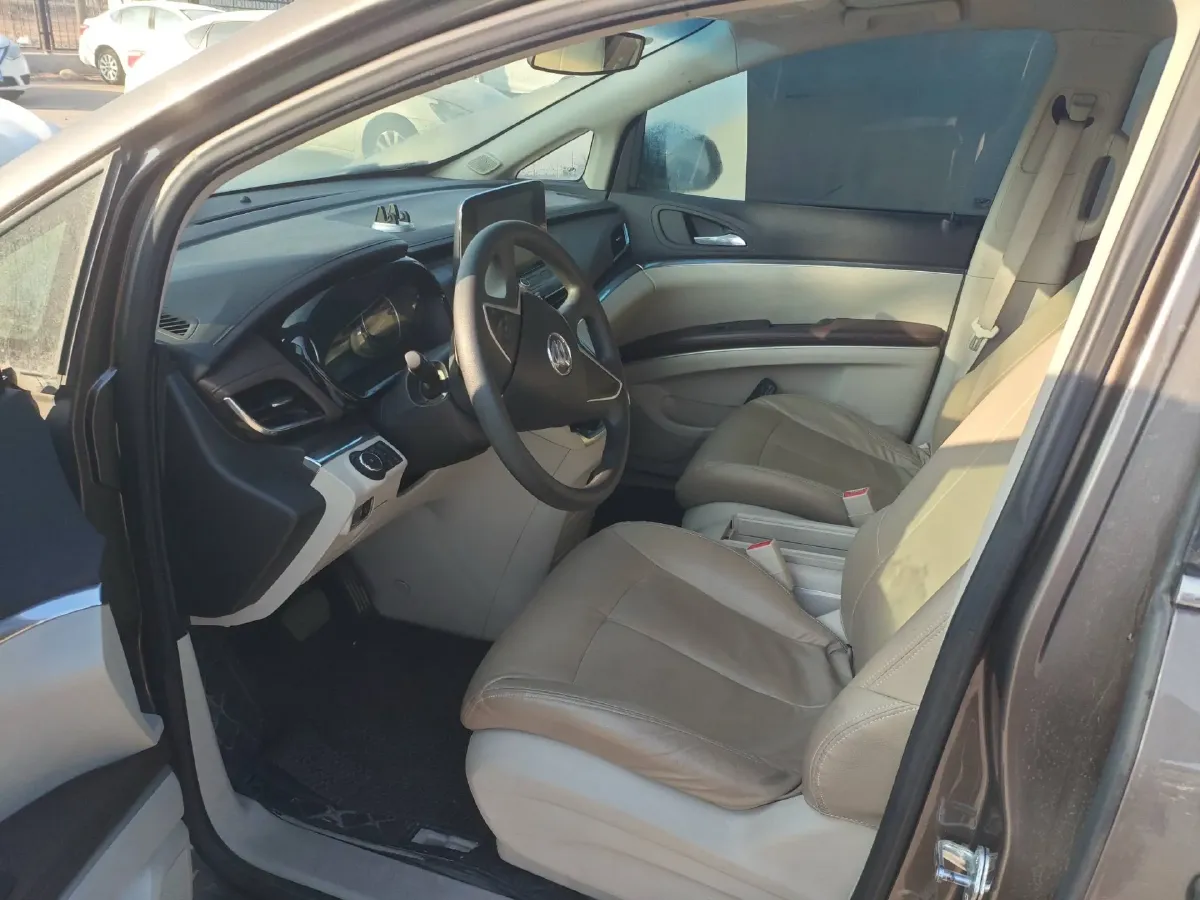 2023 Buick GL8 2.0T 237HP L4 9AT,autocango,china used car exporter,china ev exporter,chinese used car exporter,chinese used ev exporter