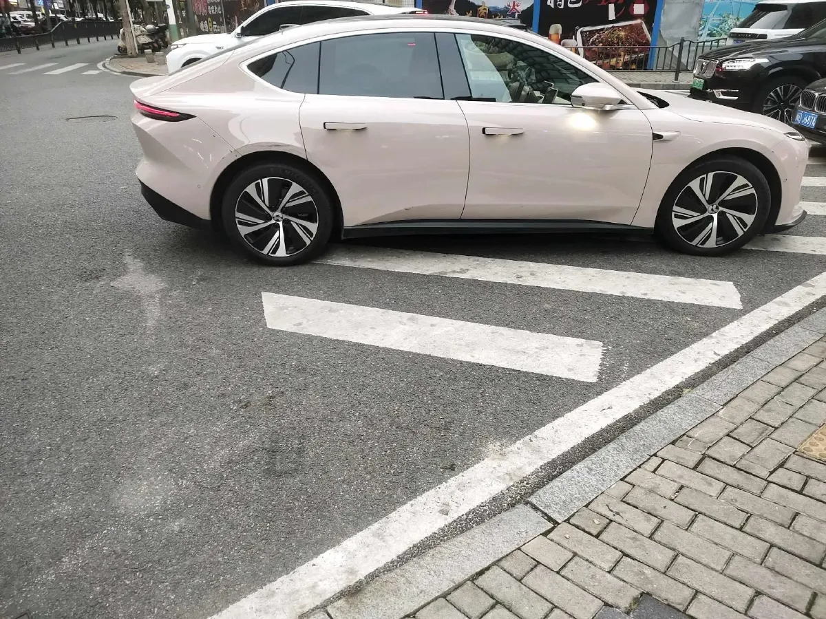 2024 NIO ET5 BEV 75KWH,autocango,china used car exporter,china ev exporter,chinese used car exporter,chinese used ev exporter