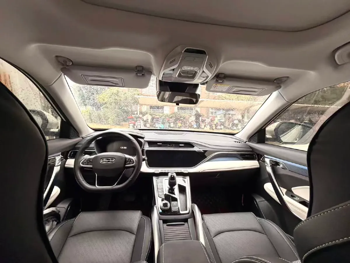 2022 Geely Azkarra 1.8T 184HP L4 7DCT,autocango,china used car exporter,china ev exporter,chinese used car exporter,chinese used ev exporter