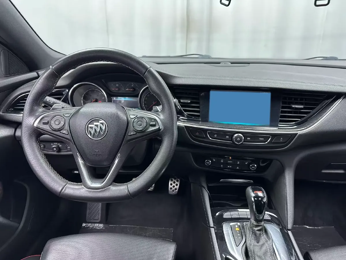 2019 Buick Regal 2.0T 261HP L4 9AT,autocango,china used car exporter,china ev exporter,chinese used car exporter,chinese used ev exporter