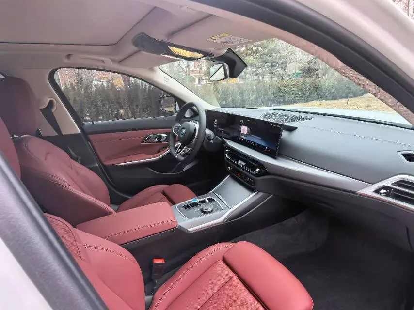 2025 BMW i3 BEV 70KWH,autocango,china used car exporter,china ev exporter,chinese used car exporter,chinese used ev exporter