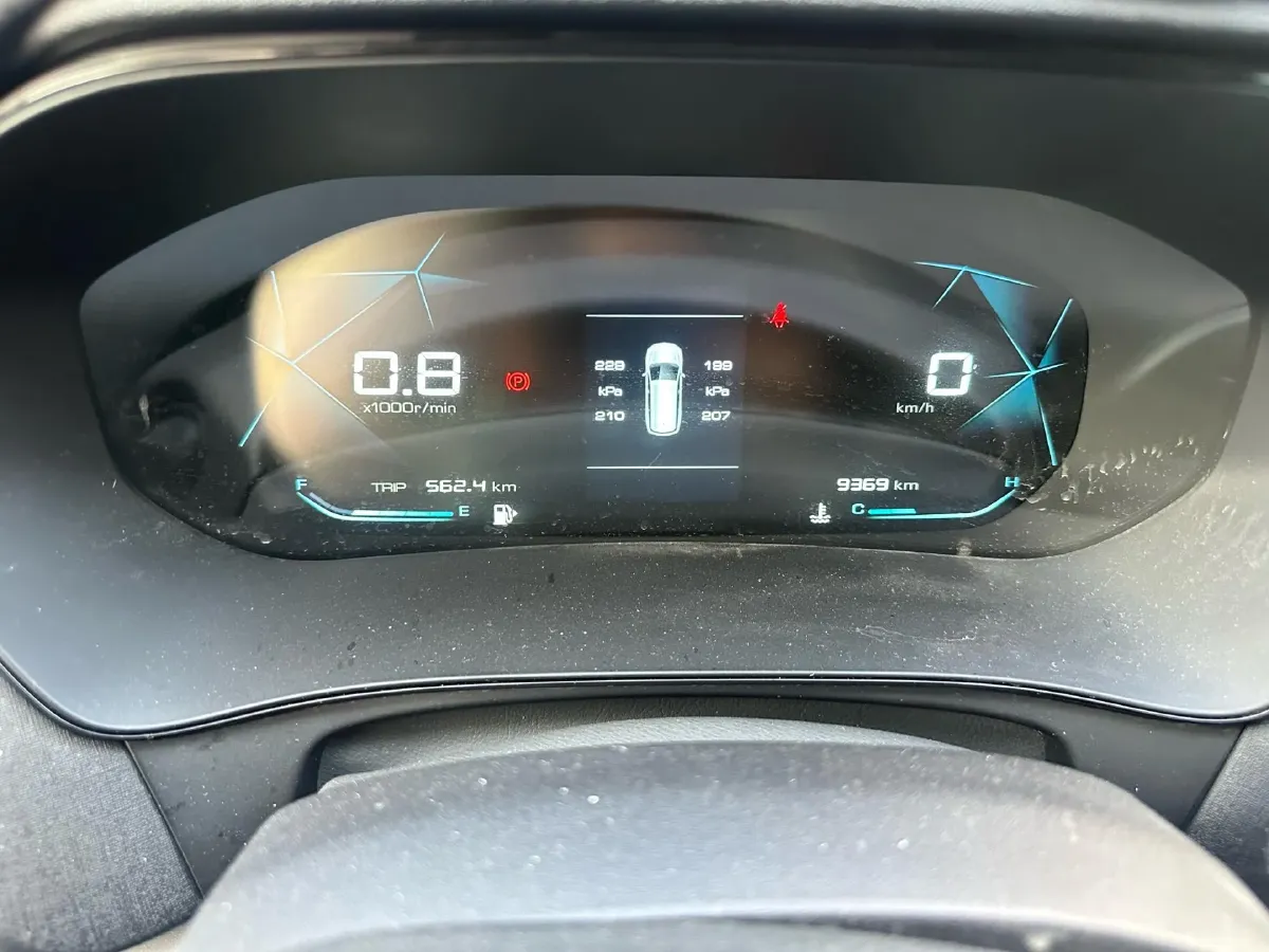 2020 WuLing KaiJie 1.5T 147HP L4 6MT,autocango,china used car exporter,china ev exporter,chinese used car exporter,chinese used ev exporter