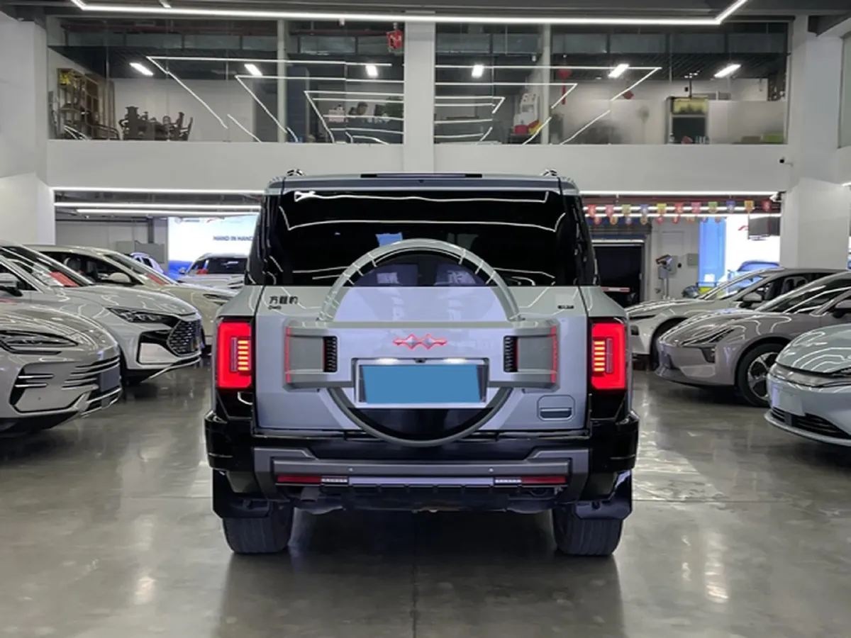 2025 FangChengBao Bao 8 2.0T 245HP L4 E-CVT PHEV 36.8KWH,autocango,china used car exporter,china ev exporter,chinese used car exporter,chinese used ev exporter