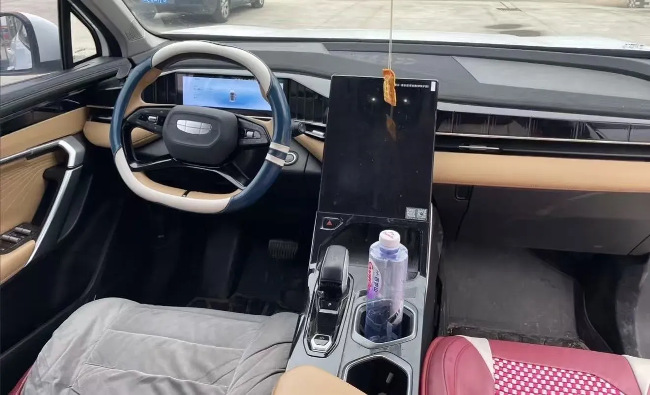 2023 Geely StarRay 1.5T 181HP L4 7DCT,autocango,china used car exporter,china ev exporter,chinese used car exporter,chinese used ev exporter