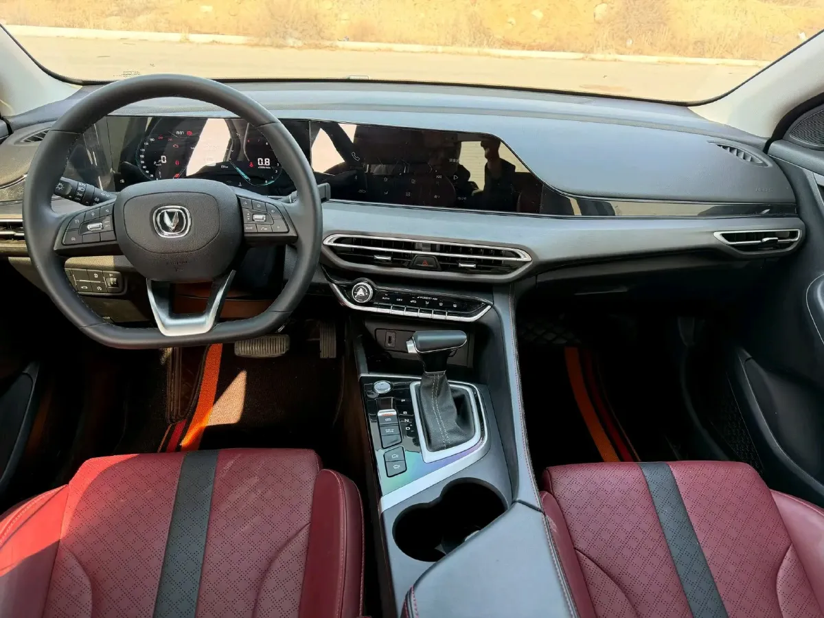 2021 ChangAn Eado 1.4T 160HP L4 7DCT,autocango,china used car exporter,china ev exporter,chinese used car exporter,chinese used ev exporter