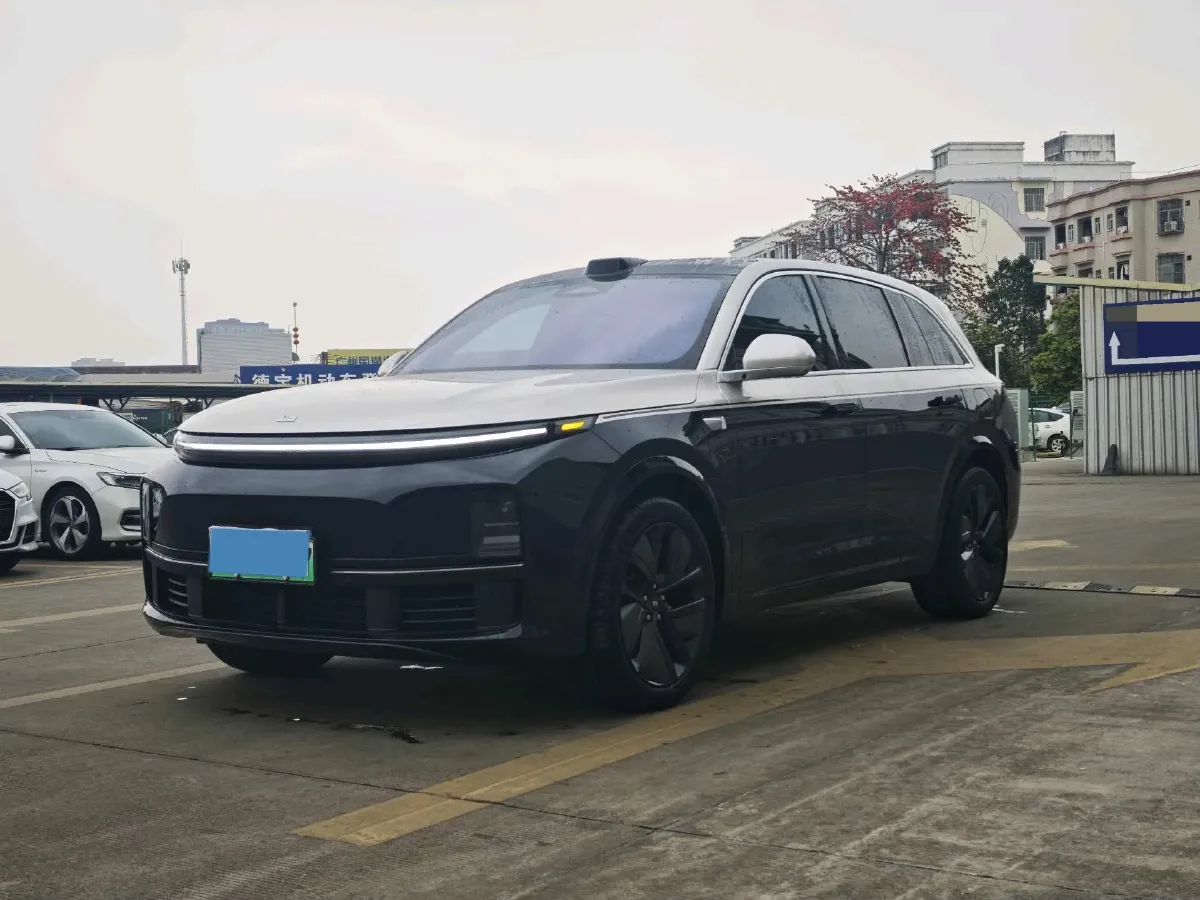 2024 Li L8 Range Extended 154HP REEV 42.8KWH,autocango,china used car exporter,china ev exporter,chinese used car exporter,chinese used ev exporter