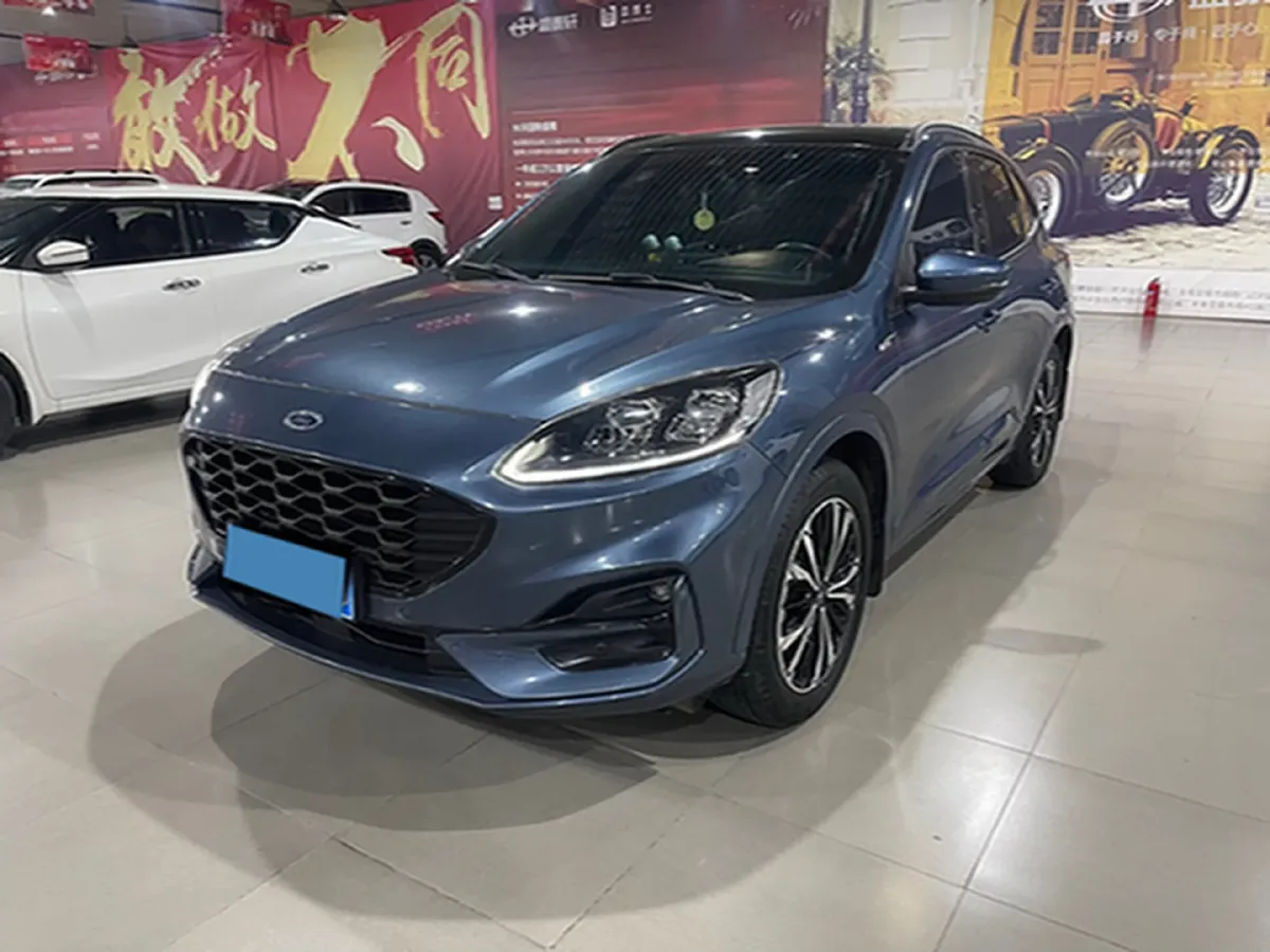2020 Ford Escape 2.0T 248HP L4 8AT,autocango,china used car exporter,china ev exporter,chinese used car exporter,chinese used ev exporter