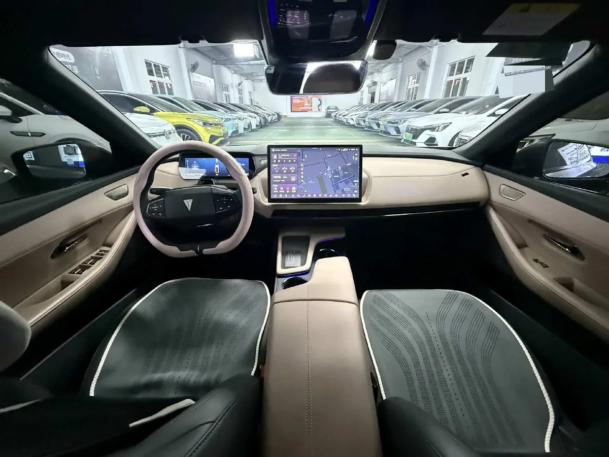 2022 DongFeng Forthing LingZhi EV BEV 68.4KWH,autocango,china used car exporter,china ev exporter,chinese used car exporter,chinese used ev exporter