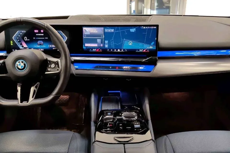 2024 BMW i5 BEV 79.05KWH,autocango,china used car exporter,china ev exporter,chinese used car exporter,chinese used ev exporter