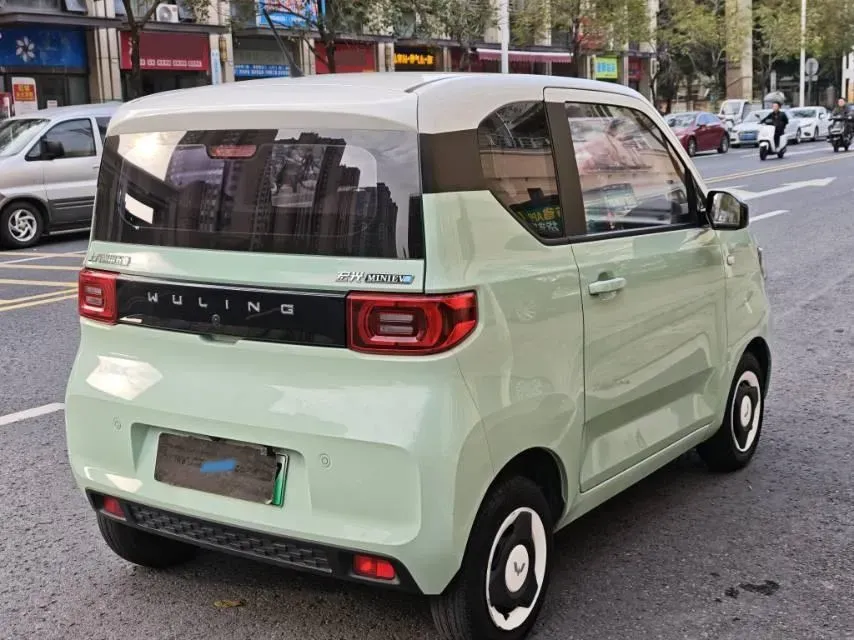 2021 WuLing HongGuang MINI EV BEV 13.9KWH,autocango,china used car exporter,china ev exporter,chinese used car exporter,chinese used ev exporter