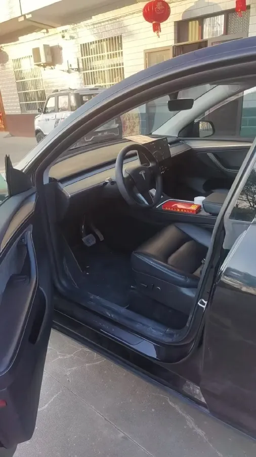 2022 Tesla Model Y BEV 60KWH,autocango,china used car exporter,china ev exporter,chinese used car exporter,chinese used ev exporter