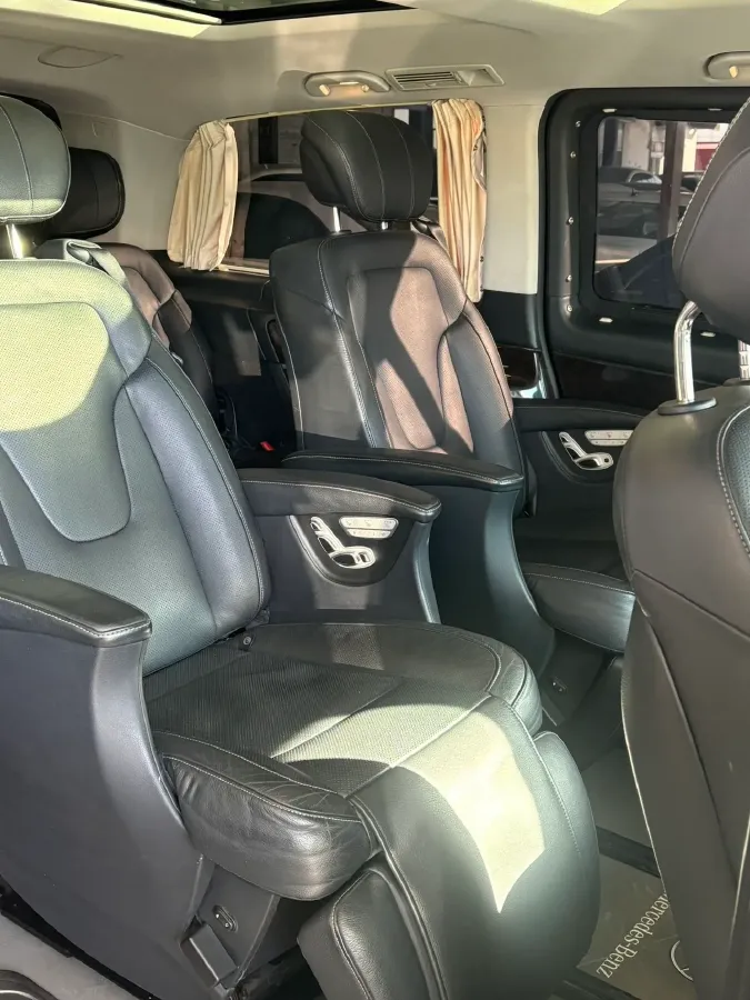 2018 Mercedes-Benz V Class 2.0T 211HP L4 7AT,autocango,china used car exporter,china ev exporter,chinese used car exporter,chinese used ev exporter