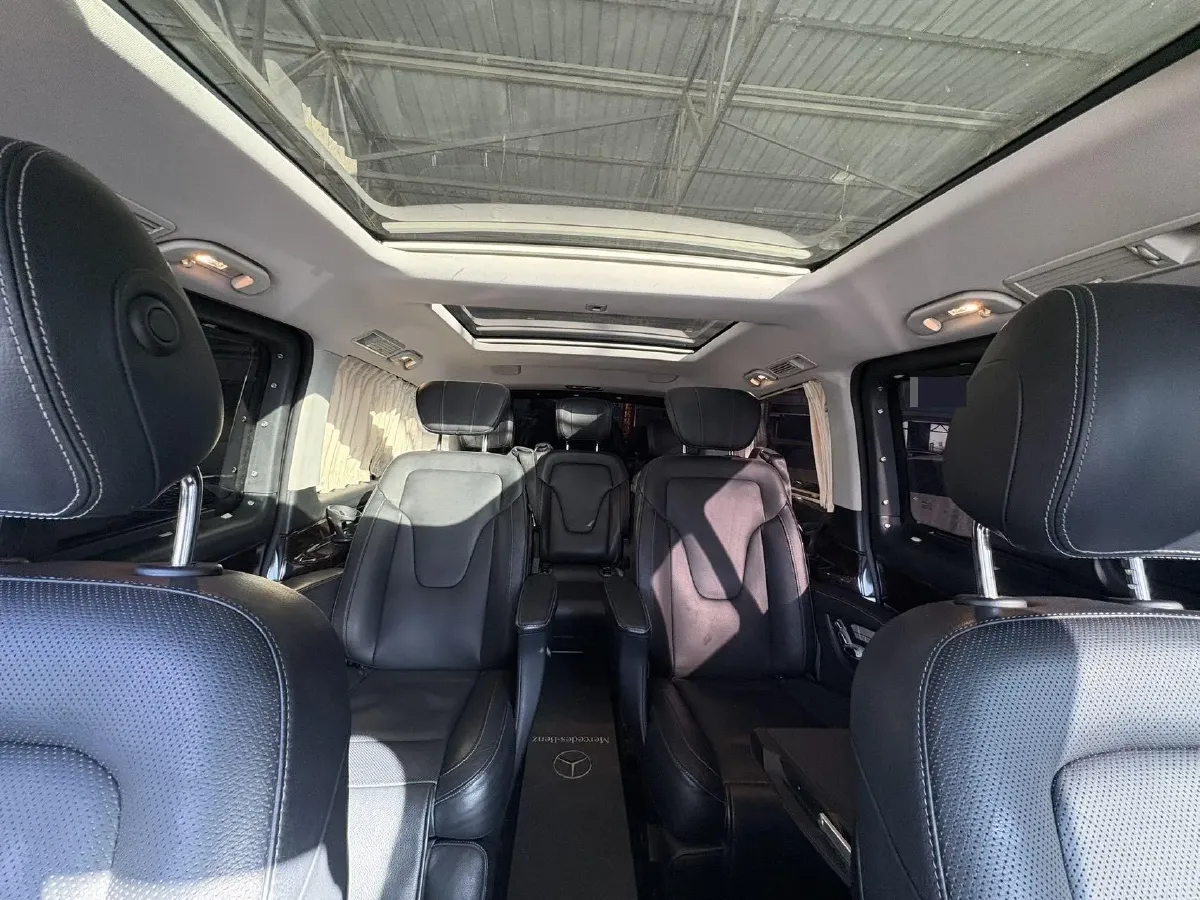 2018 Mercedes-Benz V Class 2.0T 211HP L4 7AT,autocango,china used car exporter,china ev exporter,chinese used car exporter,chinese used ev exporter