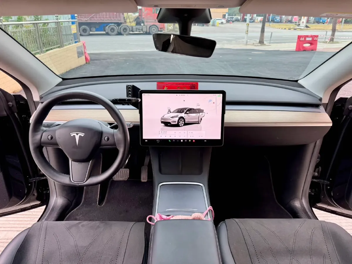 2022 Tesla Model Y BEV 60KWH,autocango,china used car exporter,china ev exporter,chinese used car exporter,chinese used ev exporter