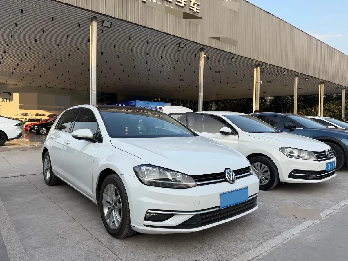 2018 Volkswagen Golf 1.6L 110HP L4 6AT,autocango,china used car exporter,china ev exporter,chinese used car exporter,chinese used ev exporter