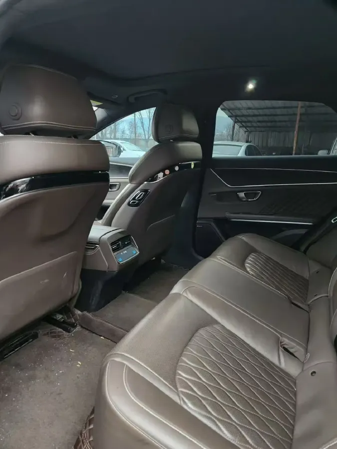 2022 Volkswagen Tiguan L 2.0T 186HP L4 7DCT,autocango,china used car exporter,china ev exporter,chinese used car exporter,chinese used ev exporter