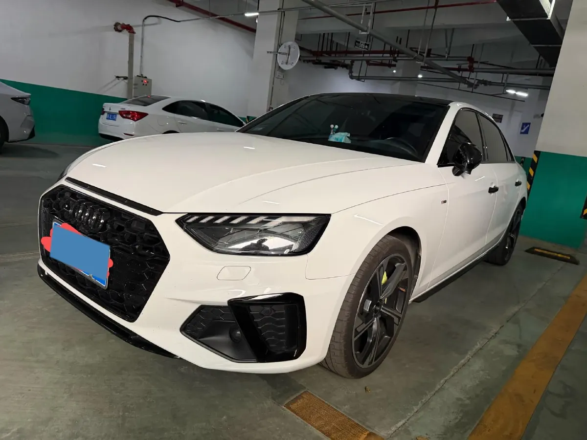 2023 Audi A4L 2.0T 190HP L4 7DCT,autocango,china used car exporter,china ev exporter,chinese used car exporter,chinese used ev exporter