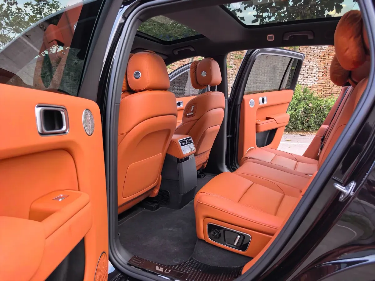 2024 Li L8 Range Extended 154HP REEV 42.8KWH,autocango,china used car exporter,china ev exporter,chinese used car exporter,chinese used ev exporter