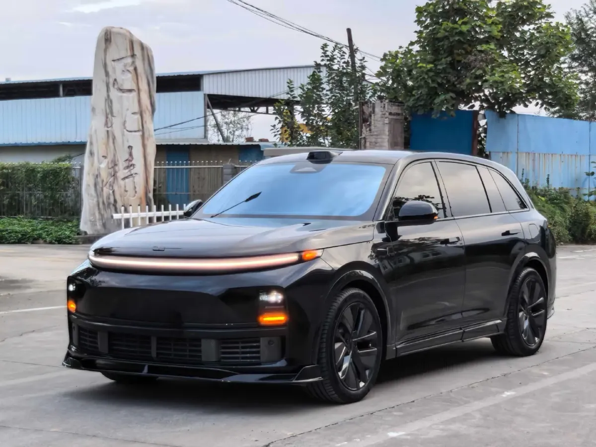 2024 Li L8 Range Extended 154HP REEV 42.8KWH,autocango,china used car exporter,china ev exporter,chinese used car exporter,chinese used ev exporter