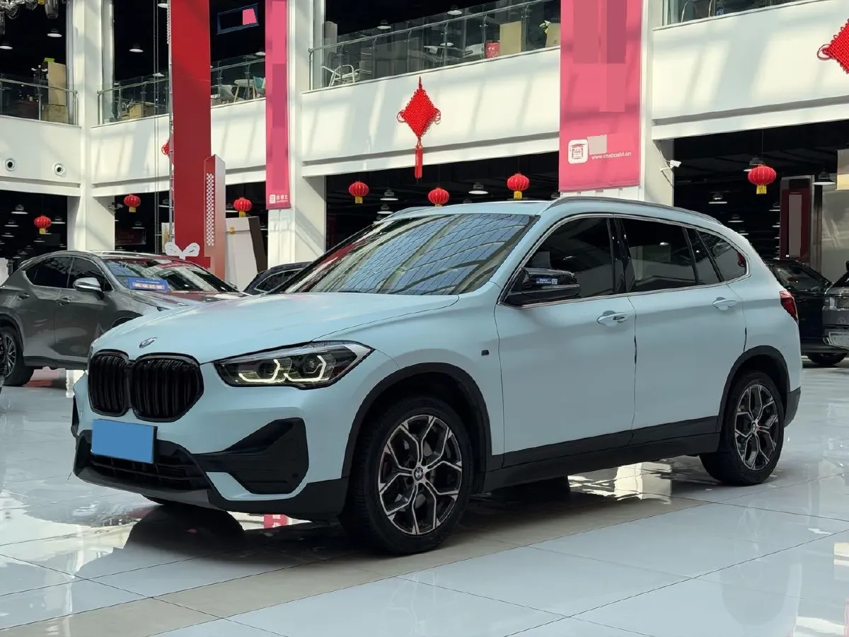 2022 BMW X1 2.0T 192HP L4 7DCT,autocango,china used car exporter,china ev exporter,chinese used car exporter,chinese used ev exporter