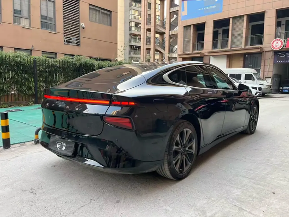 2022 Xpeng P7 BEV 60.2KWH,autocango,china used car exporter,china ev exporter,chinese used car exporter,chinese used ev exporter