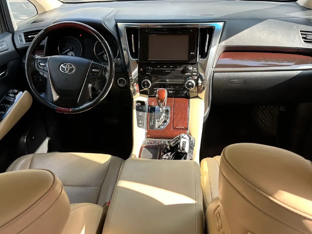 2018 Toyota Alphard 3.5L 275HP V6 6AT,autocango,china used car exporter,china ev exporter,chinese used car exporter,chinese used ev exporter
