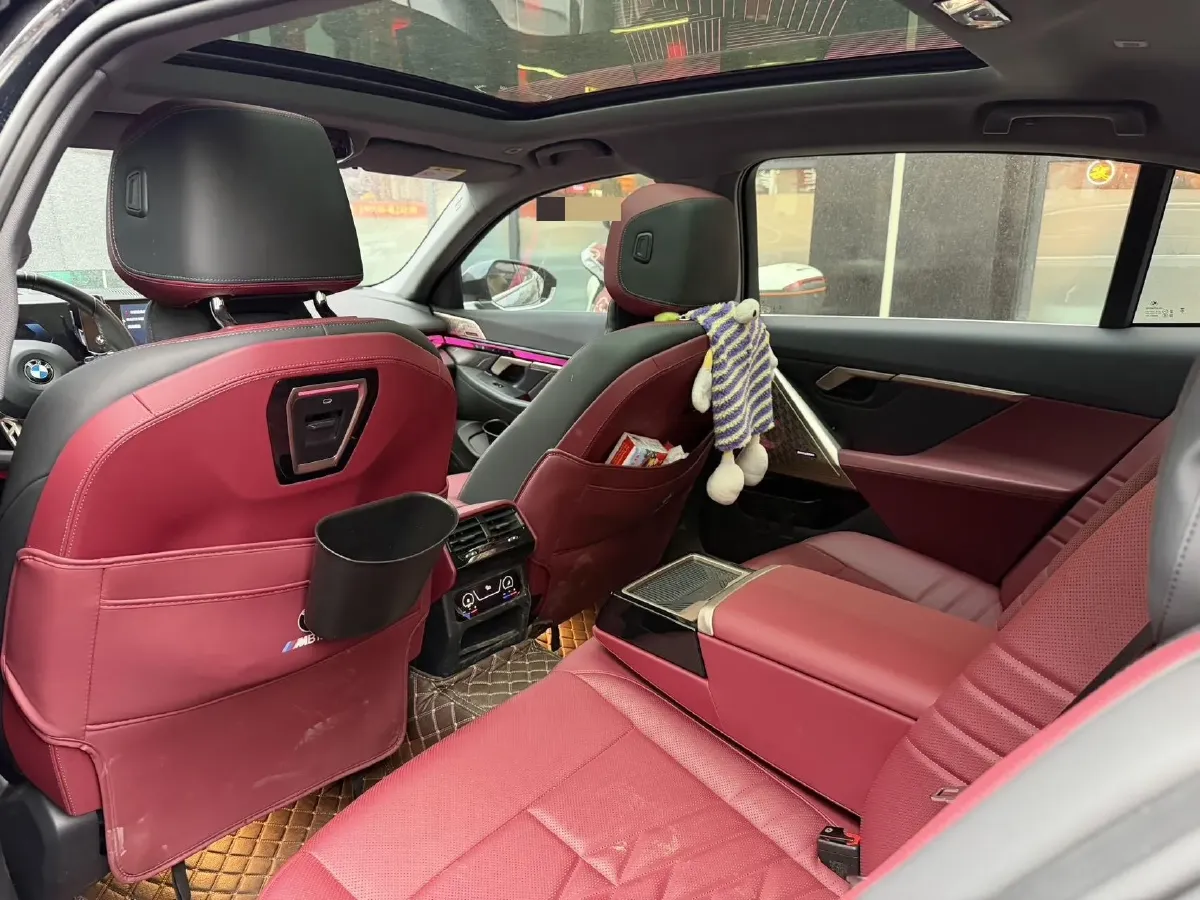 2024 BMW 5 Series 2.0T 258HP L4 8AT,autocango,china used car exporter,china ev exporter,chinese used car exporter,chinese used ev exporter