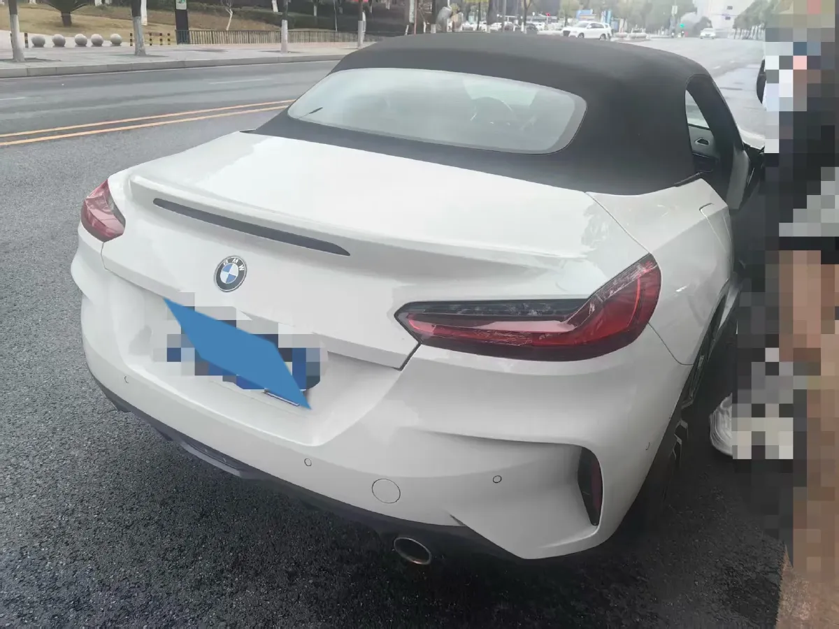 2022 BMW Z4 2.0T 197HP L4 8AT,autocango,china used car exporter,china ev exporter,chinese used car exporter,chinese used ev exporter