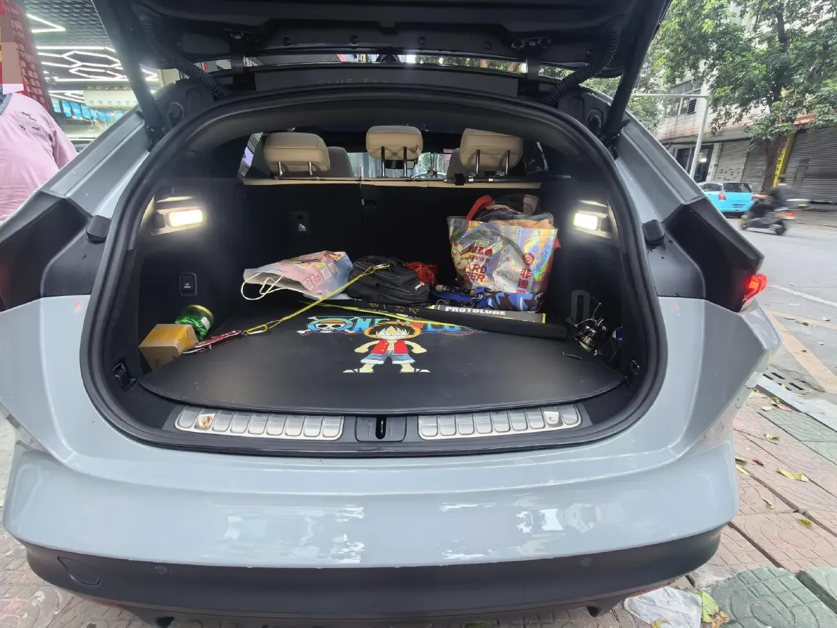 2024 NIO ET5T BEV 100KWH,autocango,china used car exporter,china ev exporter,chinese used car exporter,chinese used ev exporter