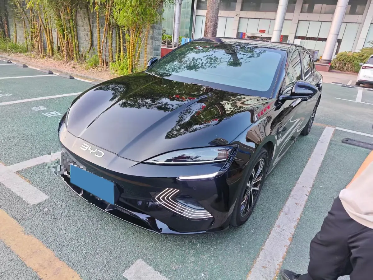 2025 BYD Seal BEV 61.44KWH,autocango,china used car exporter,china ev exporter,chinese used car exporter,chinese used ev exporter