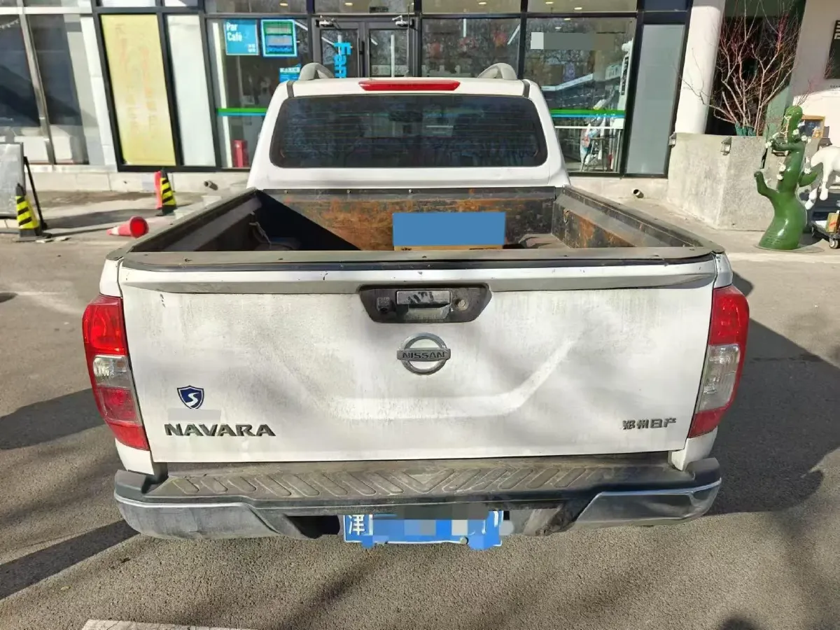 2021 Nissan Navara 2.5L 190HP L4 7AT,autocango,china used car exporter,china ev exporter,chinese used car exporter,chinese used ev exporter
