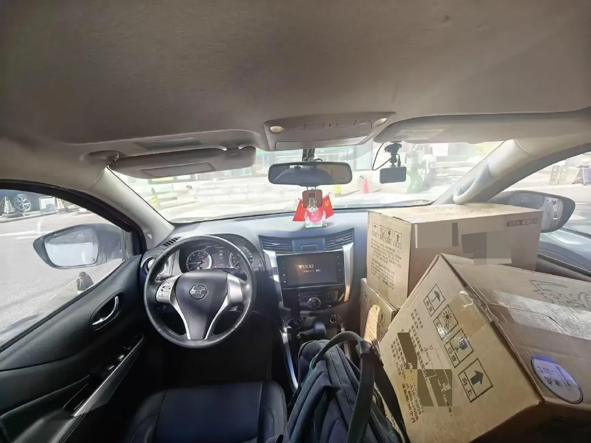 2021 Nissan Navara 2.5L 190HP L4 7AT,autocango,china used car exporter,china ev exporter,chinese used car exporter,chinese used ev exporter