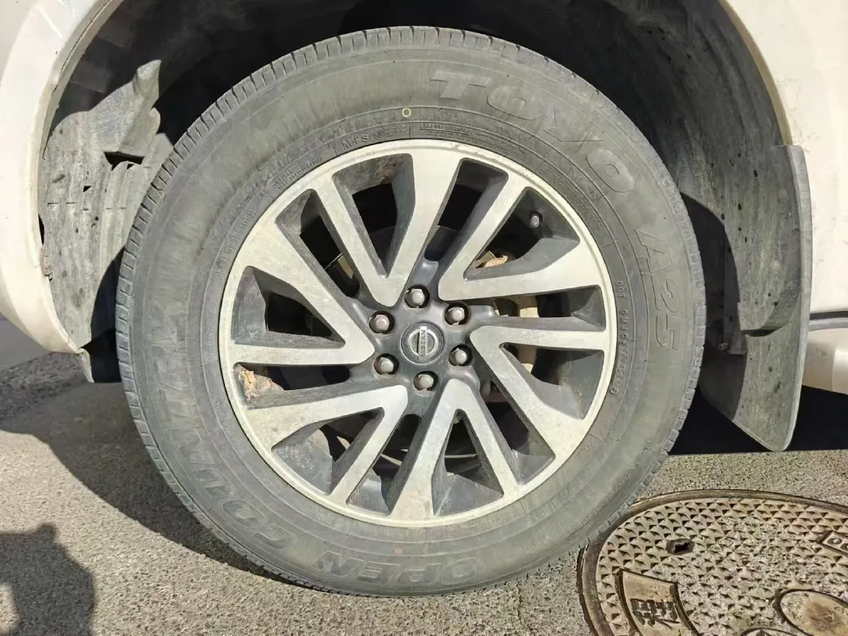 2021 Nissan Navara 2.5L 190HP L4 7AT,autocango,china used car exporter,china ev exporter,chinese used car exporter,chinese used ev exporter