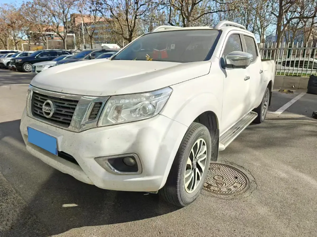 2021 Nissan Navara 2.5L 190HP L4 7AT,autocango,china used car exporter,china ev exporter,chinese used car exporter,chinese used ev exporter