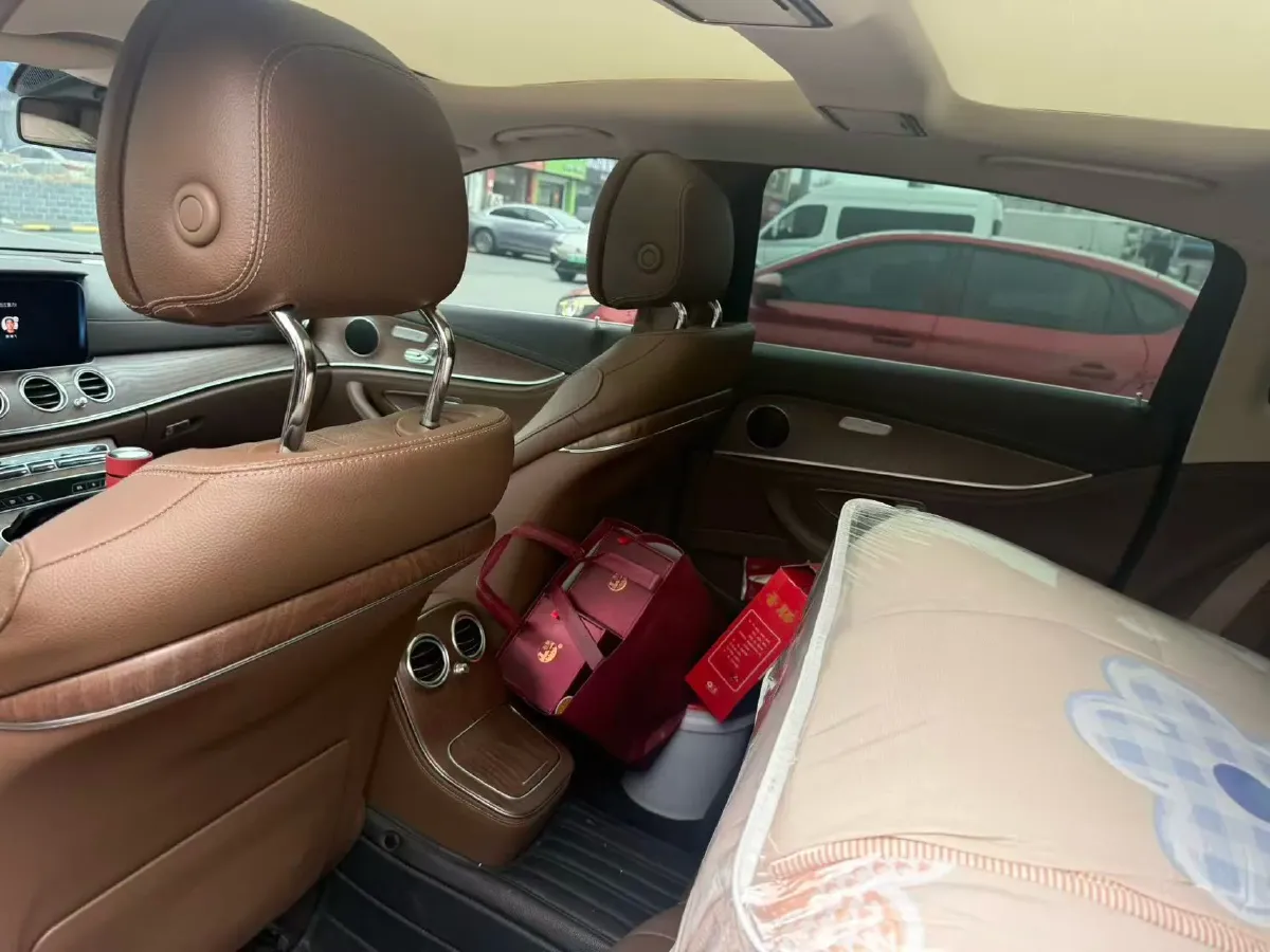 2021 Mercedes-Benz E Class 2.0T 258HP L4 9AT,autocango,china used car exporter,china ev exporter,chinese used car exporter,chinese used ev exporter