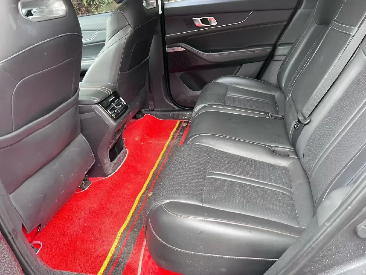 2021 ChangAn UNI-K 2.0T 233HP L4 8AT,autocango,china used car exporter,china ev exporter,chinese used car exporter,chinese used ev exporter