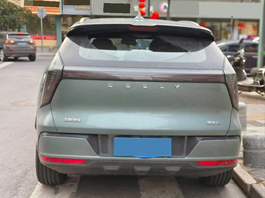2025 Geely StarRay 1.5T 181HP L4 7DCT,autocango,china used car exporter,china ev exporter,chinese used car exporter,chinese used ev exporter